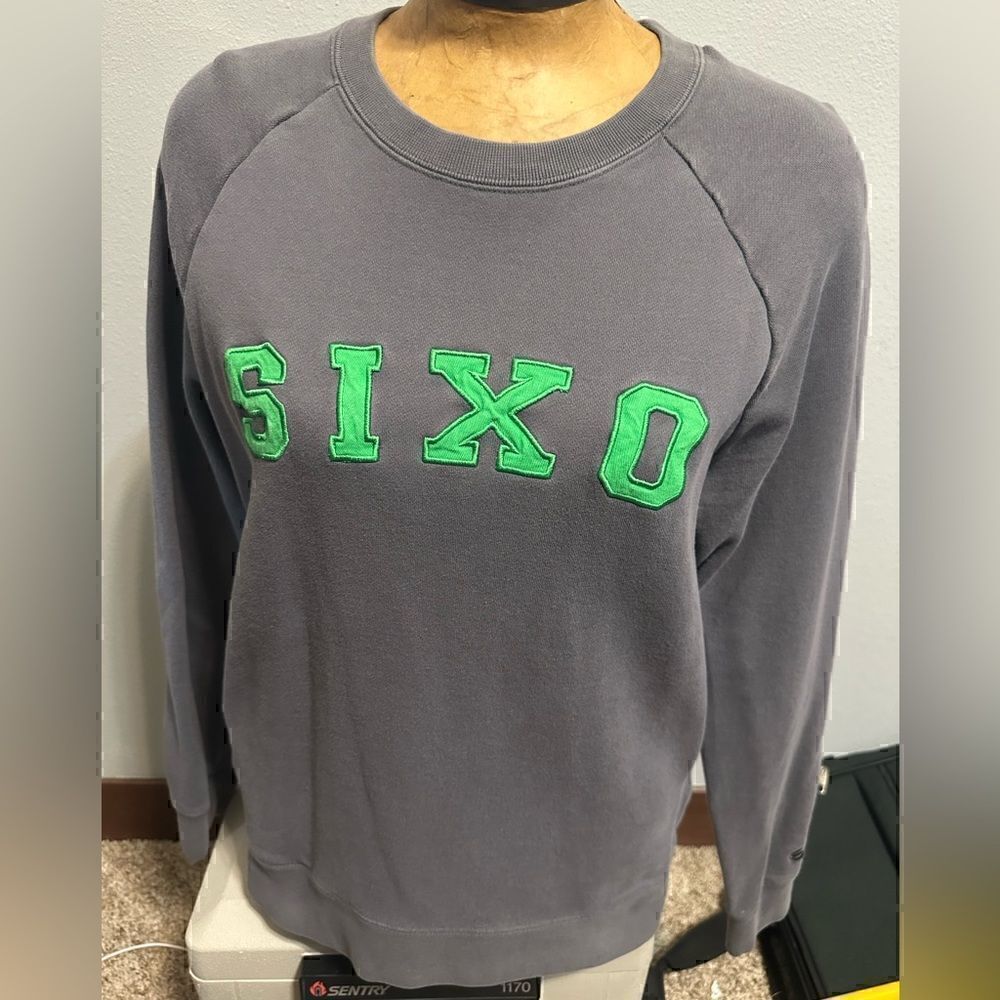 Nike Sixo Women’s Medium Blue Sweatshirt